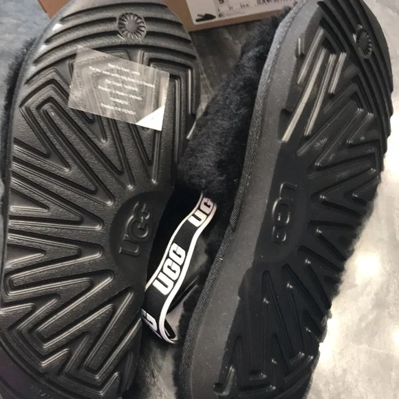 BNWOT UGGS K DISCO SLIDE - Picture 6 of 7